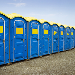  Porta Johns 