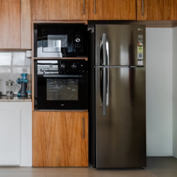 Clean Refrigerator