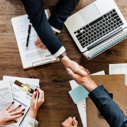 Contract Lawyer