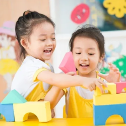 Broadway Play Club