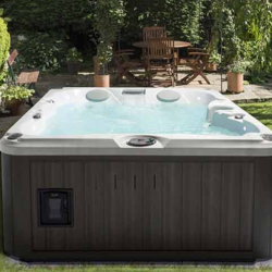 Spas And Hot Tubs 