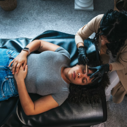 Dermaplaning