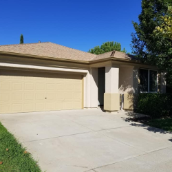 Detached Garage