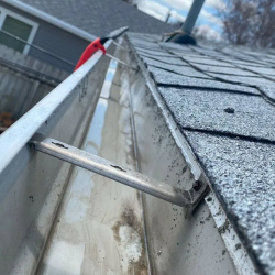  Gutter Cleaning