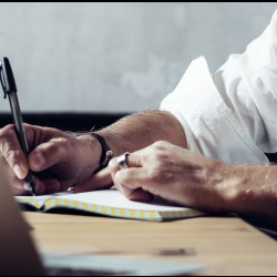 PLANIFICACIÓN DE NEGOCIOS Y GESTIÓN DE RIESGOS / Business Plannig