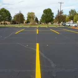 Parking Lot / Sealing & Striping