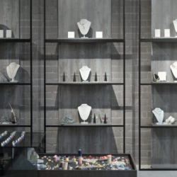 Retail and High Value Jewelry Specialist Services