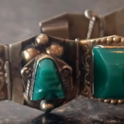 Vintage Jewelry Curation