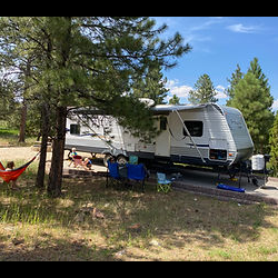 Lone Pine Prowler Bunkhouse