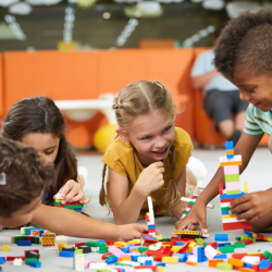 Structured Learning and Play