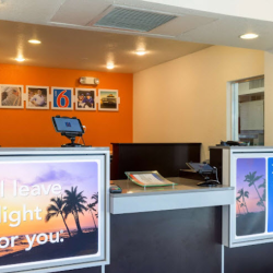24-Hour Front Desk
