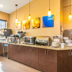 Complimentary Hot Breakfast