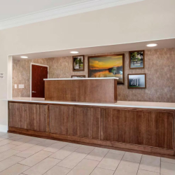 24/7 Front Desk Service