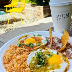 Veggie Omelette Plate
