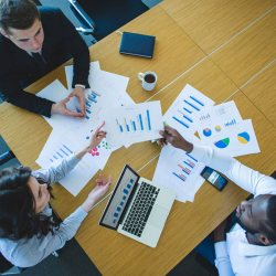 Los Foodies Magazine Services