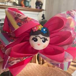  Gift Wrapping and Personalization