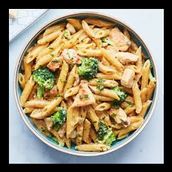 Creamy Chicken and Broccoli Pasta