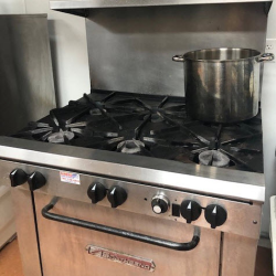 Commercial Kitchen for Rent