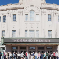 Live Theaters