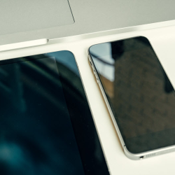 Smartphone & Tablets