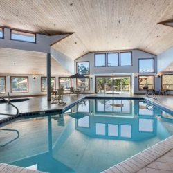Swimming Pool & Hot Tub