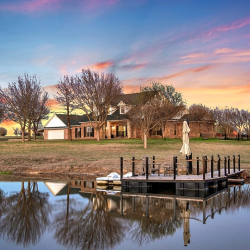 Luxury Listing