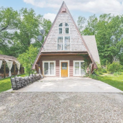 Rustic Timbers Bed And Breakfast