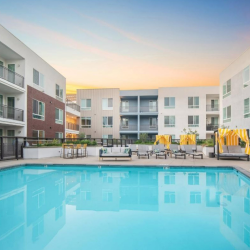 Pool Terrace & Lounge