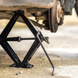 Leveling Jacks and Stabilizers