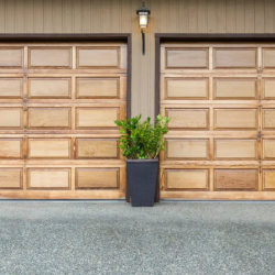 Residential & Custom Garage Door