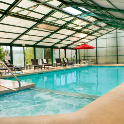 Enclosed Pool & Hot Tub