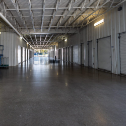 Steel Wall & Insulated Ceilings