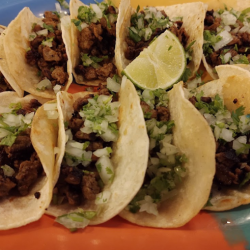 Los Dos Tacos Platos