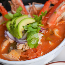 Soups / Caldos (Seafood/Mariscos)