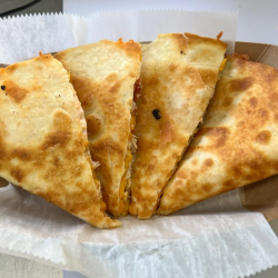 Chicken Quesadilla Wicked Nachos