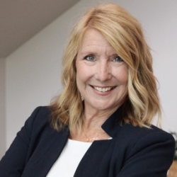 Supports clients with end-to-end guidance from start to closing