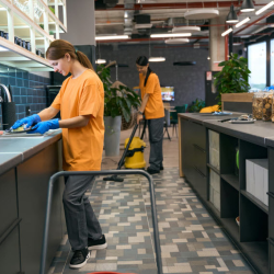 Commercial Deep Cleaning