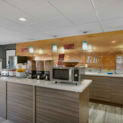 Complimentary Deluxe Breakfast