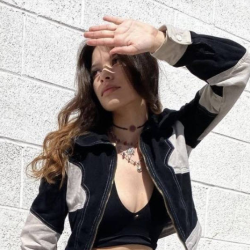 Selling at Alt Rebel