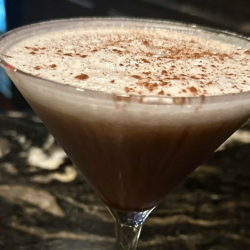 Full Bar & Specialty Cocktails