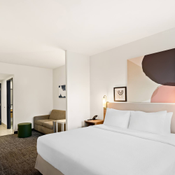 Rooms and Suites