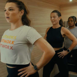 HOT BARRE NONE