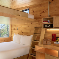 Cabin Suite with Queen Bed