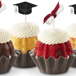 Graduation Bundtinis®