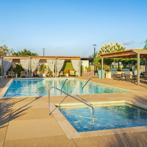 Pool & Spa