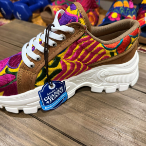 Bernal Floral Embroidered Platform Sneaker — Mexico de Mis Amores