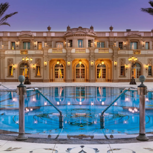 Luxury Home Buying & Selling