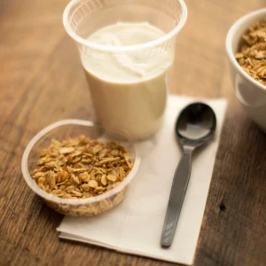 Yogurt & Granola