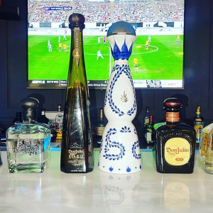 Cantina & Bar Services