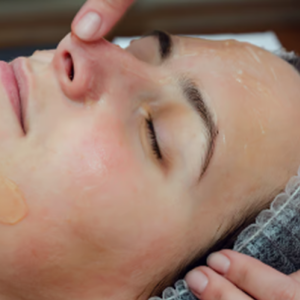Facial Hydration + Glow